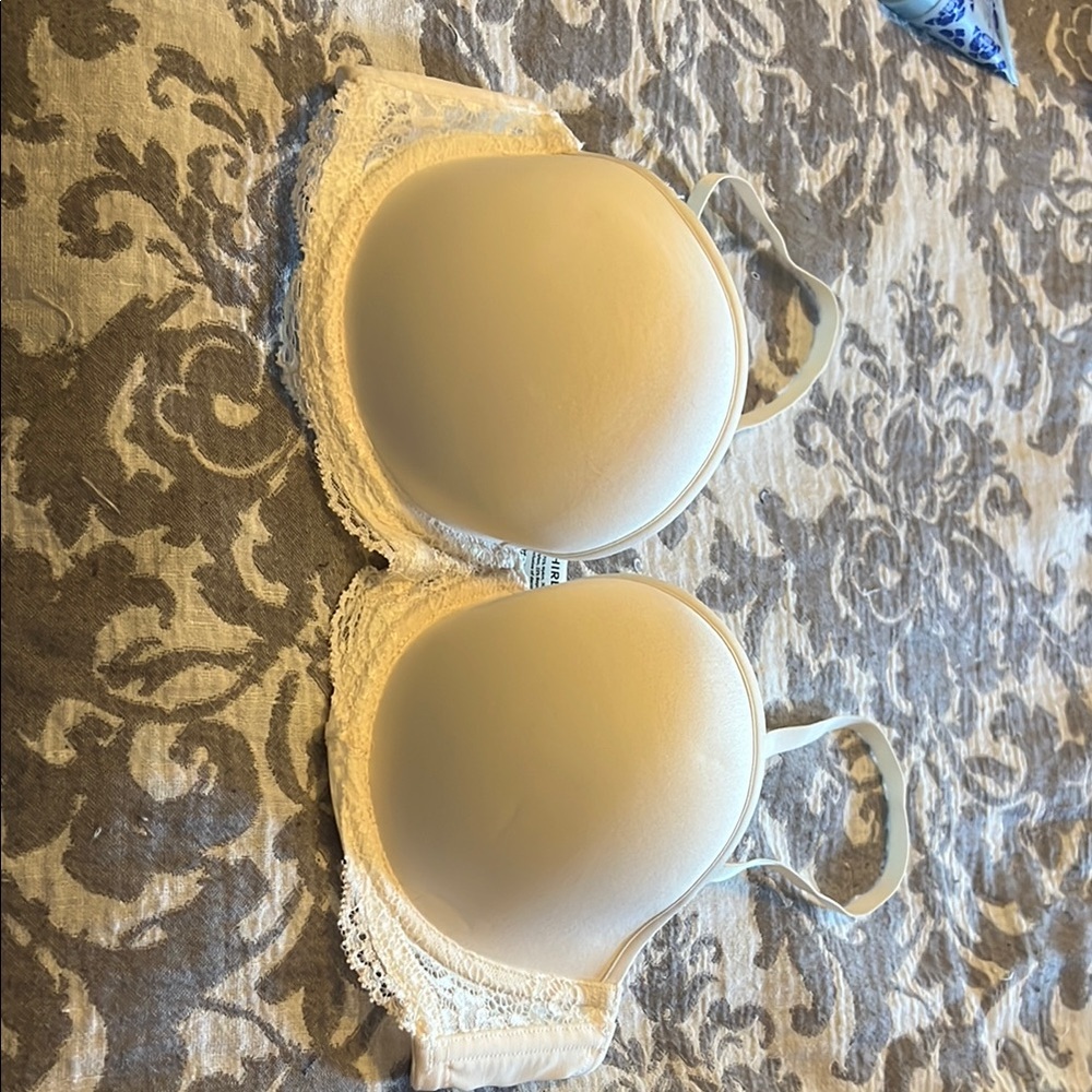 Thirdlove Classic Lace Strapless Bra size 34B1/2 (34B and a half) -only tried on